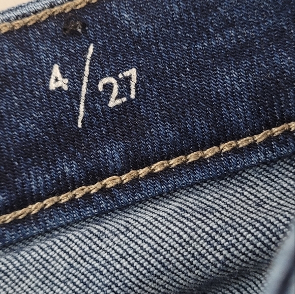 Liverpoole The Girlfriend Slim-Fit Mid-Rise Jeans - Size 4/27 - Picture 11 of 15